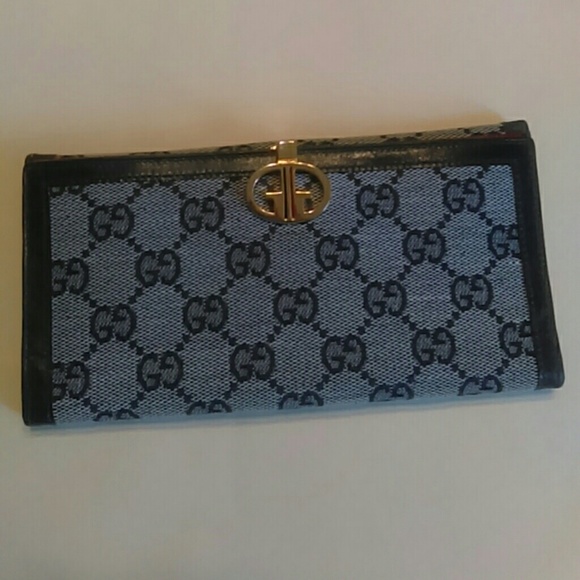 Gucci Handbags - Authentic  GUCCI Wallet/BILLFOLD Vintage